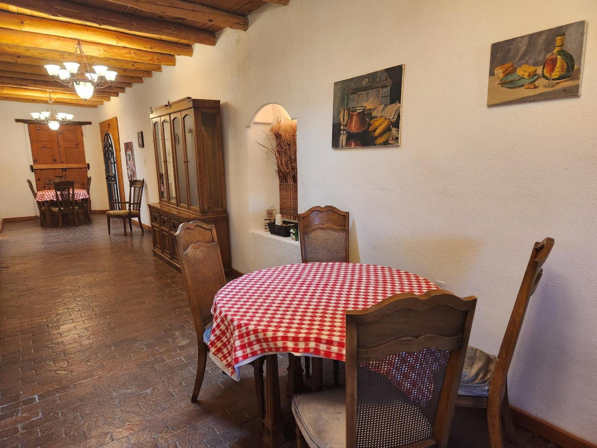 Red Mountain Manor Vineyard And Guesthouse Rio Rancho Dış mekan fotoğraf