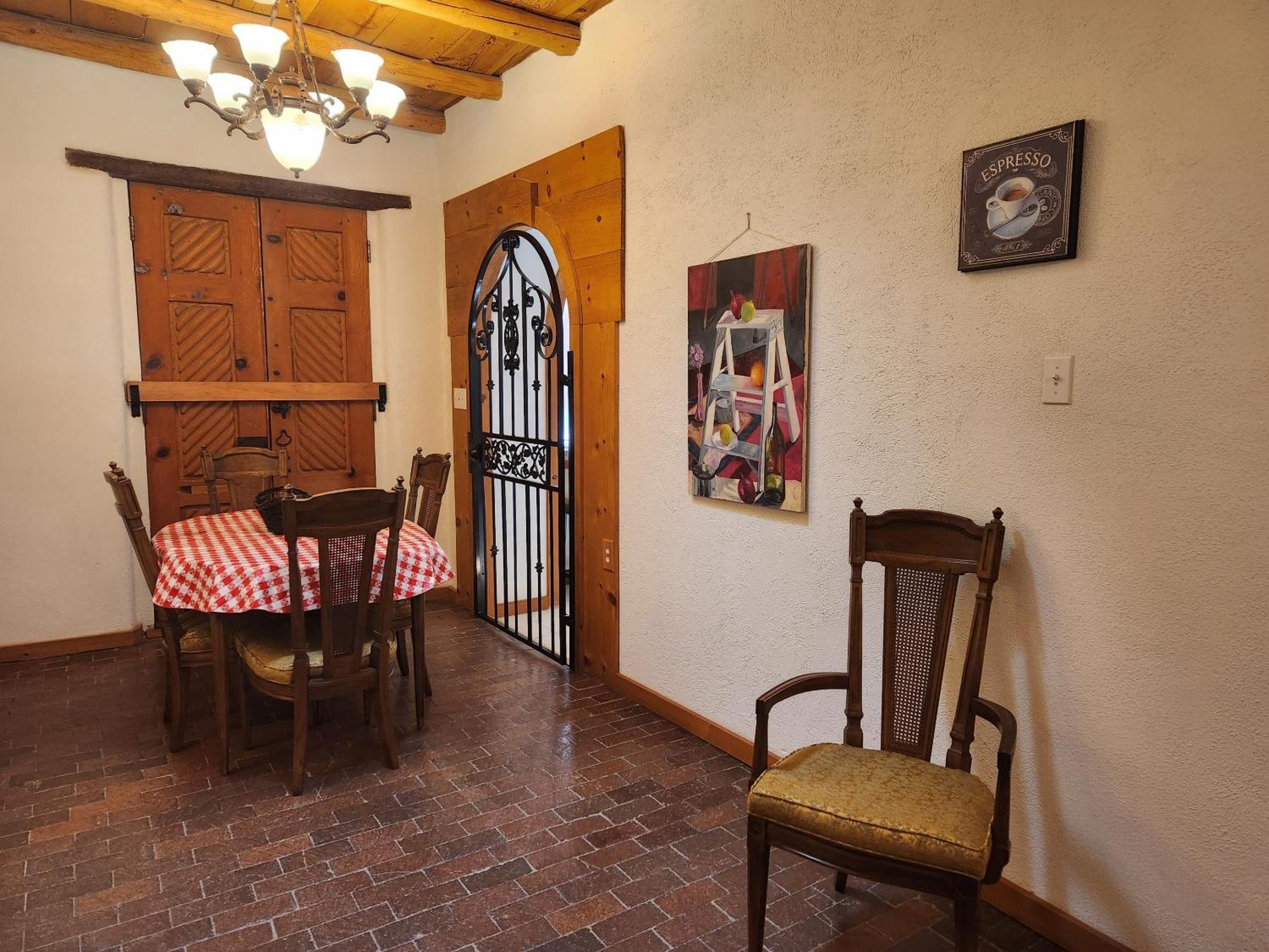 Red Mountain Manor Vineyard And Guesthouse Rio Rancho Dış mekan fotoğraf