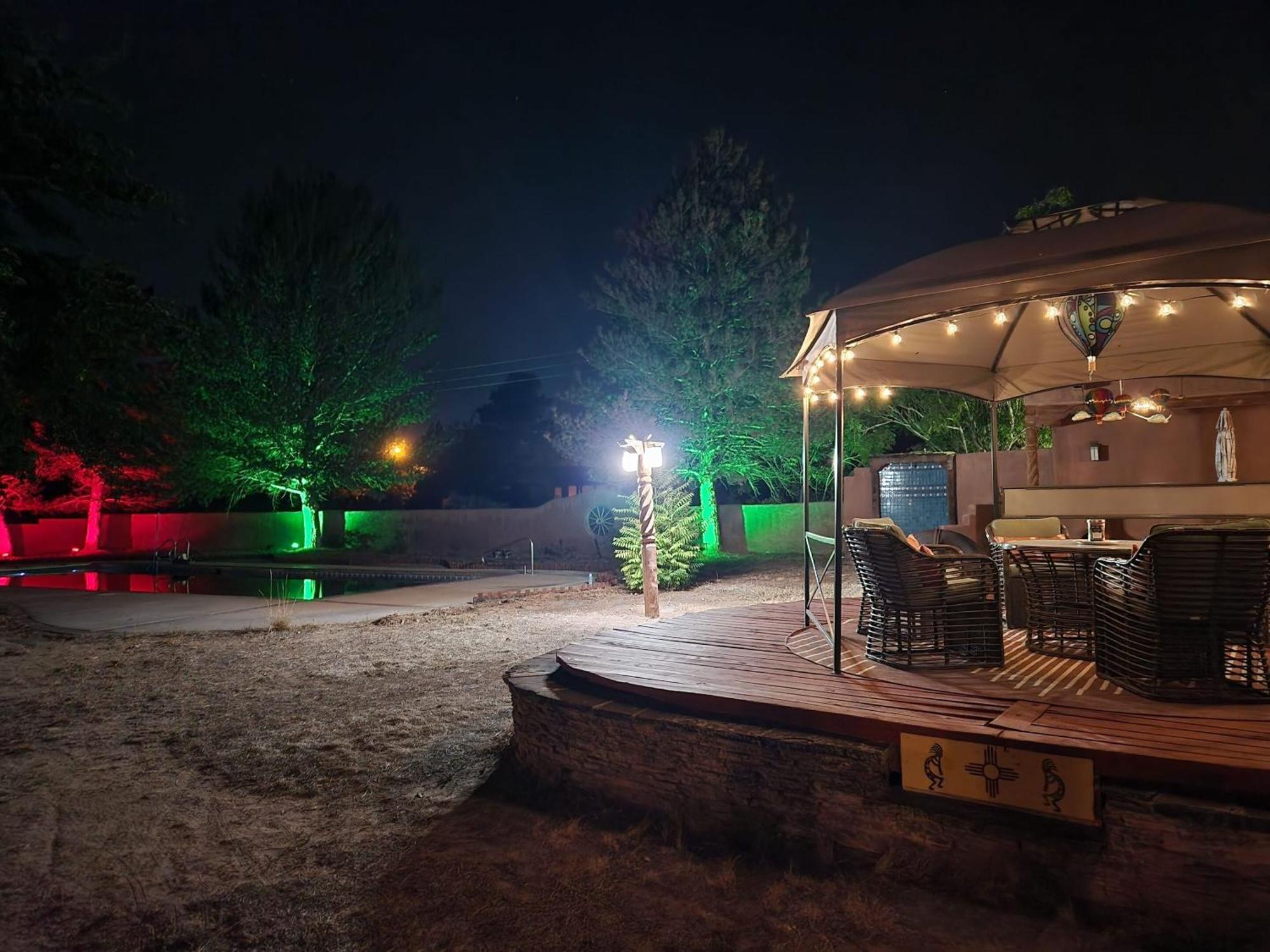Red Mountain Manor Vineyard And Guesthouse Rio Rancho Dış mekan fotoğraf